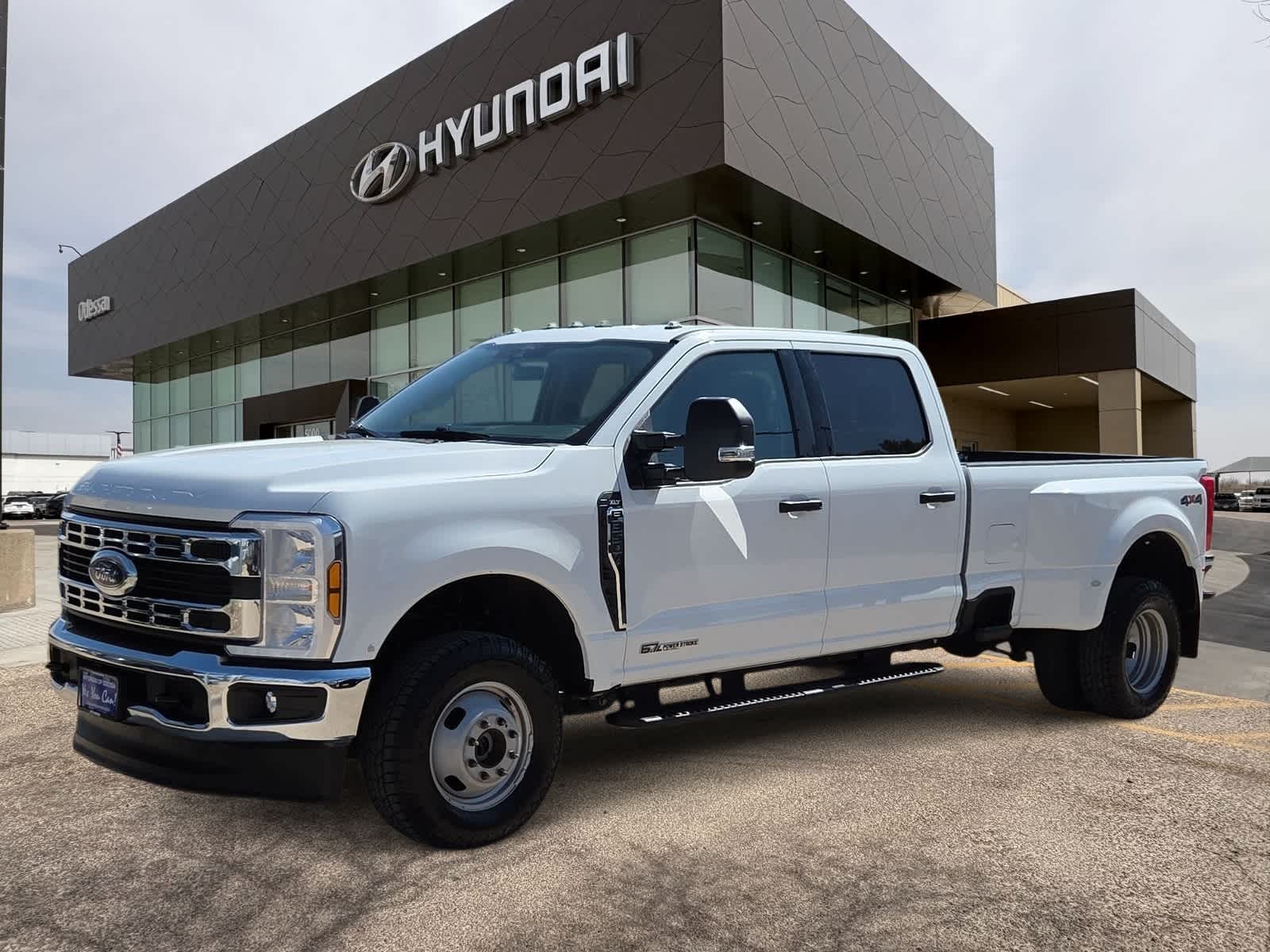2025 Ford Super Duty F-350 DRW Pickup
