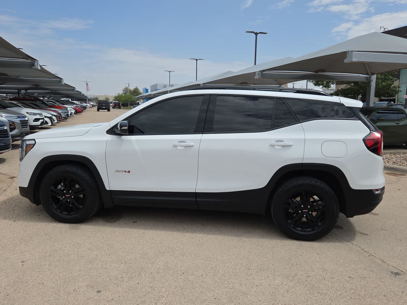 2022 GMC Terrain — detail view