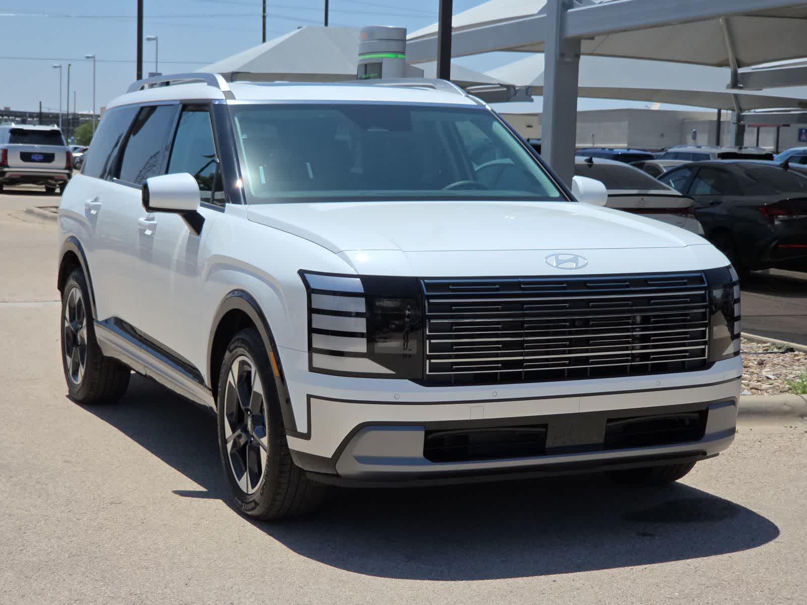 2026 Hyundai PALISADE — rear three-quarter view